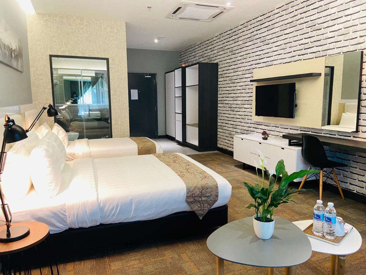 Glex Hotel Signature Джохор-Бару Екстер'єр фото